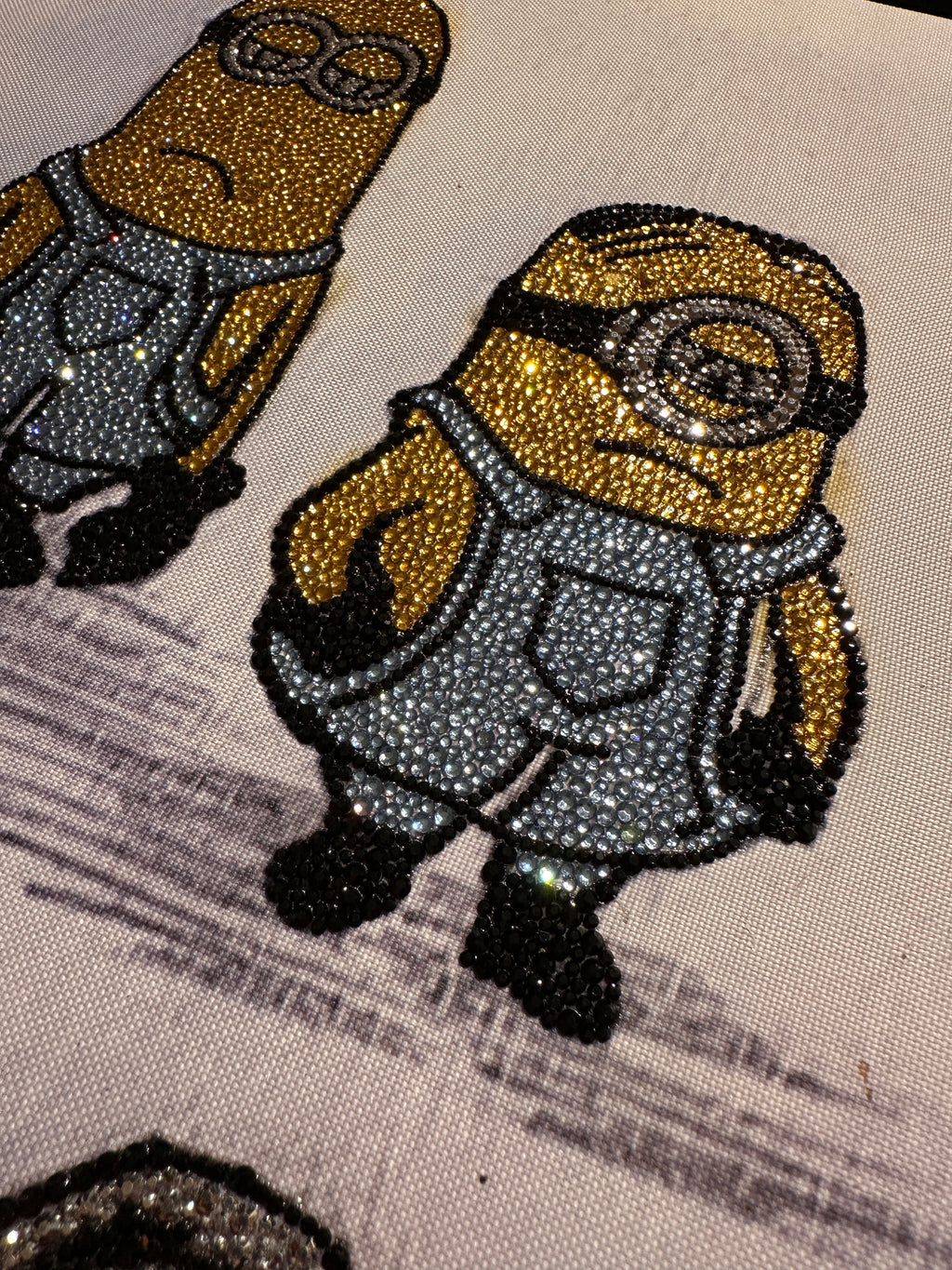 Minionki przed siłownią