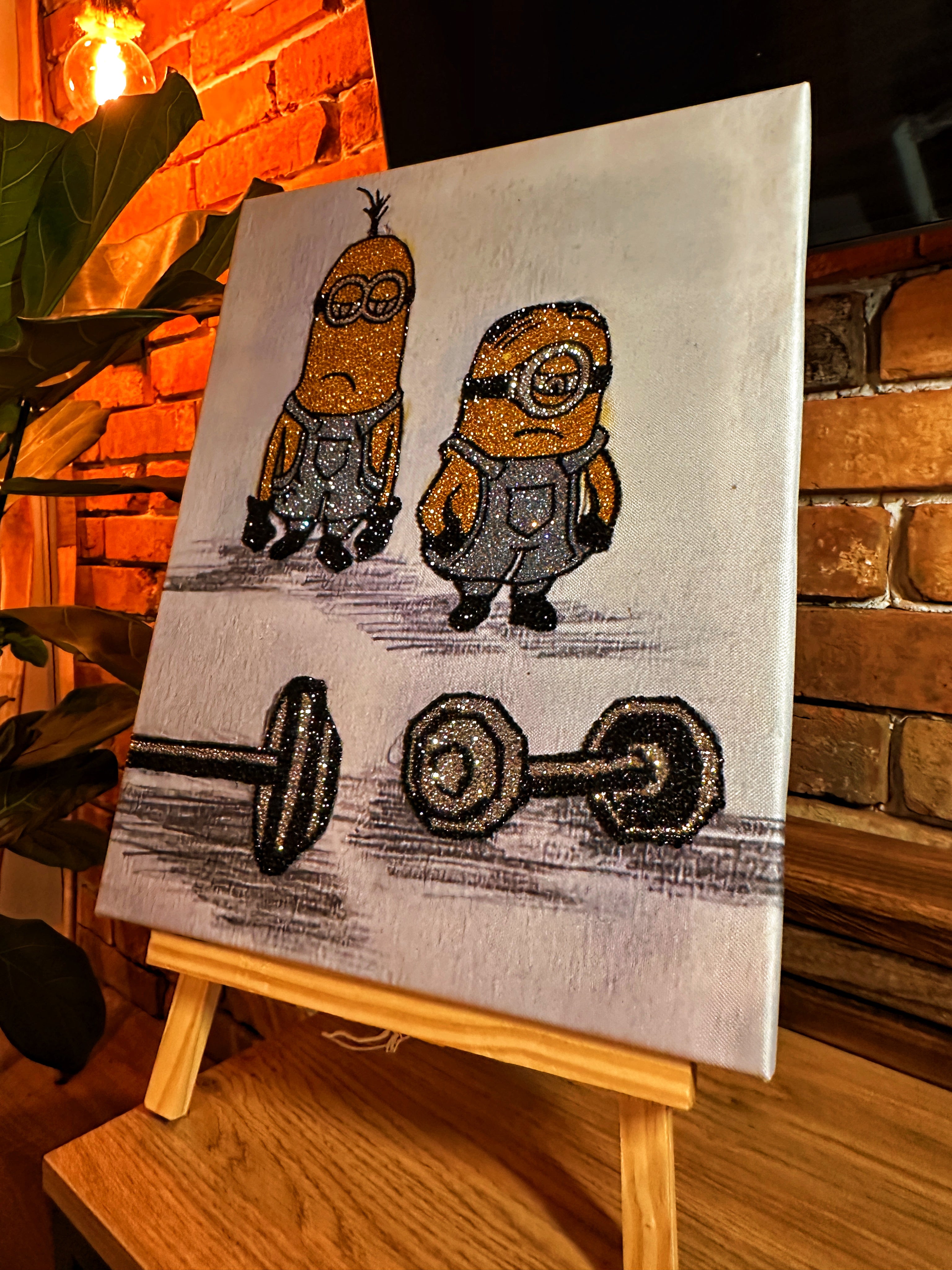 Minionki przed siłownią